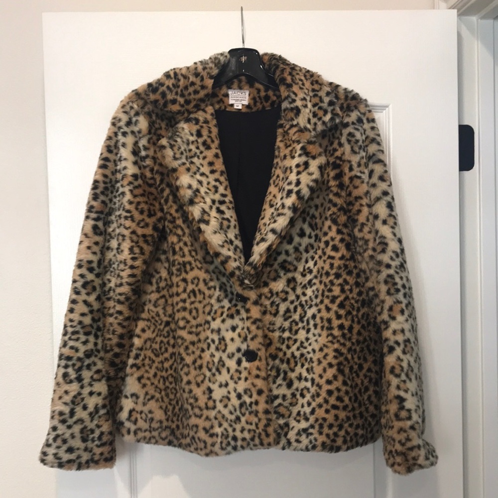 Leopard faux fur jacket